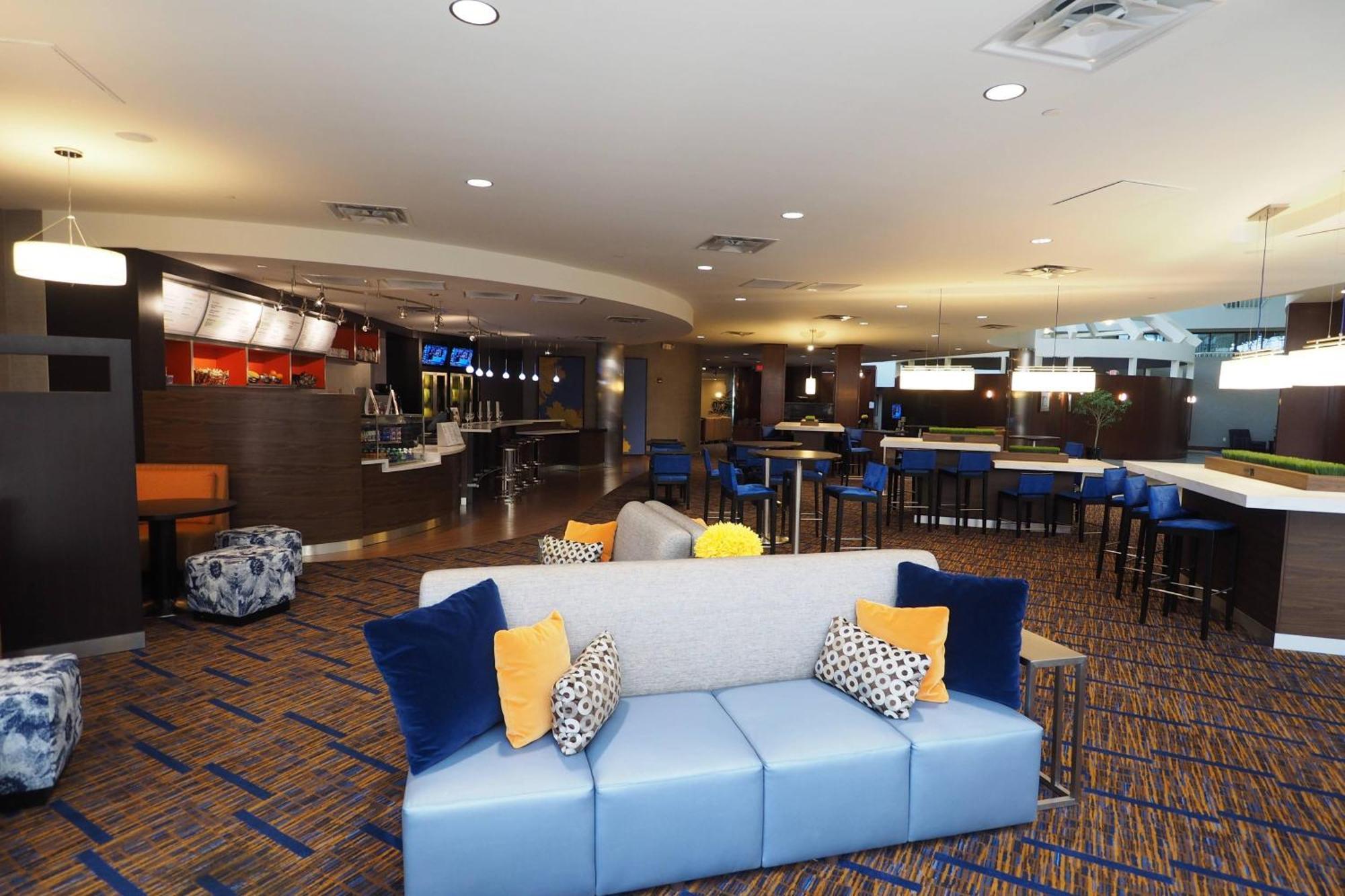 Courtyard By Marriott West/hilliard 3* Columbus